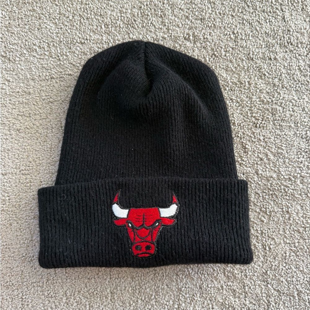 Chicago Bulls NBA Knit Beanie Hat Black - Embroidered Logo Winter Cap OSFA